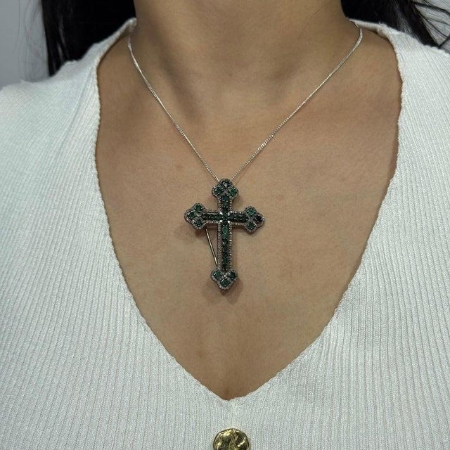 Royal Victorian Style Emerald & Diamond Cross Brooch Pendant in 925 Sterling Silver For Sale - Image 4 of 14