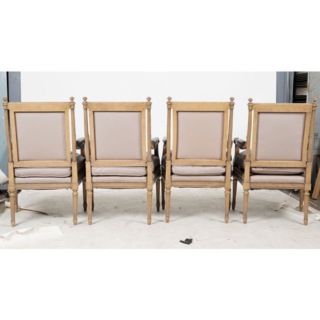 French Provincial 1960s Set of Four Louis XVI-Style Painted Fauteuils in Pale Leather With Nailhead Trim — Architectural Neoclassical Seating For Sale - Image 3 of 10
