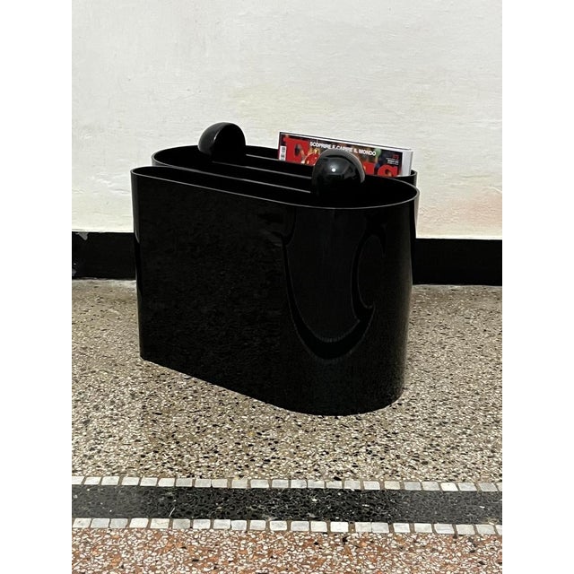 Black Magazine Racks by Rodolfo Bonetto for Bilumen, 1968, Set of 2 For Sale - Image 8 of 10