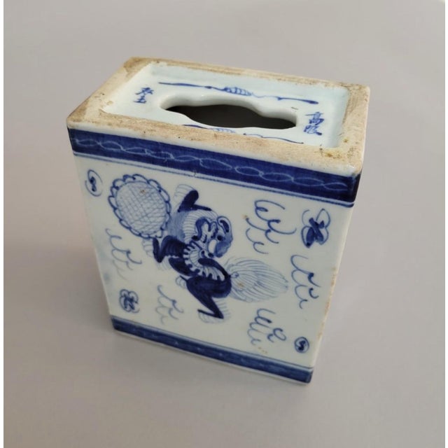 Antique Chinese Blue & White Porcelain Foo Dog Scholar’s Pillow For Sale - Image 9 of 10