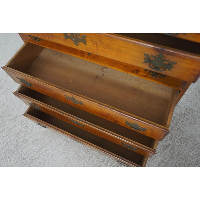 Antique American Maple 6 Drawer Chest For Sale - Image 4 of 17