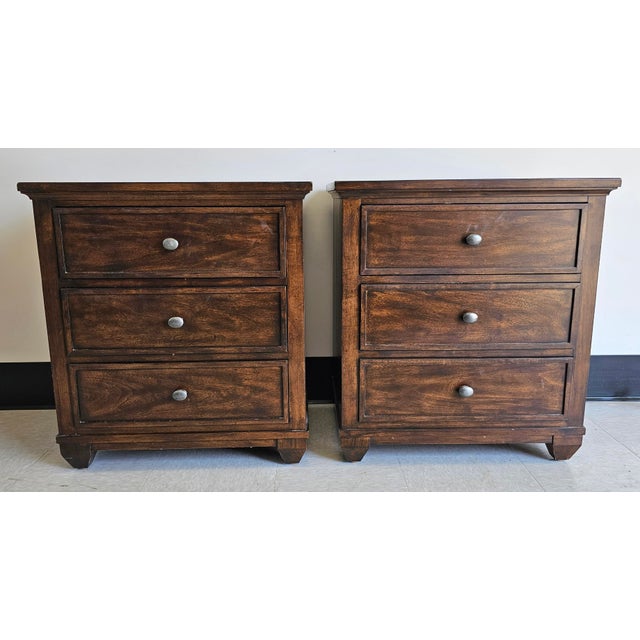 A Pair Ethan Allen Reeves Collection Bedside Chests Nightstands in great vintage condition. Dovetail drawers open and...