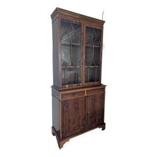Late 20th Century Southampton George III Style Bookcase For Sale