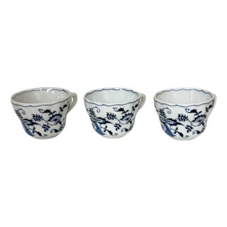 Blue Danube Coffee Cups, Japan - Set of 3 For Sale