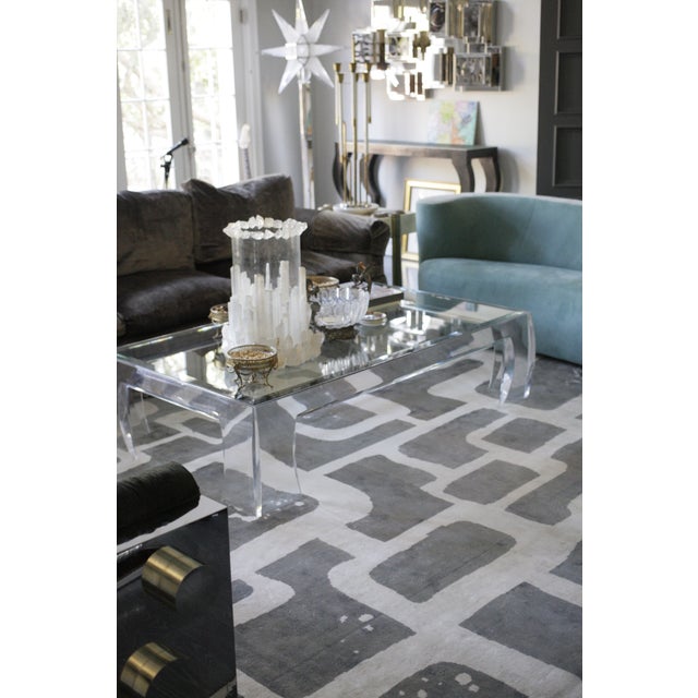 Bridgewater Hand loom Bamboo/Silk Gray/Ivory/Multi Rug-8'x10'" For Sale - Image 10 of 11