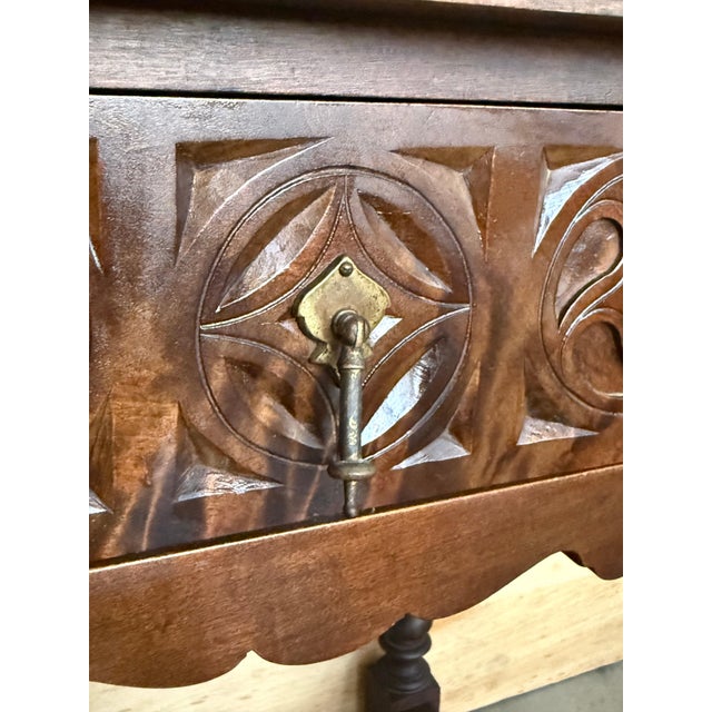 Mid 19th Century Pair of Dark Carved Spanish Nightstands with Drawer For Sale - Image 10 of 18