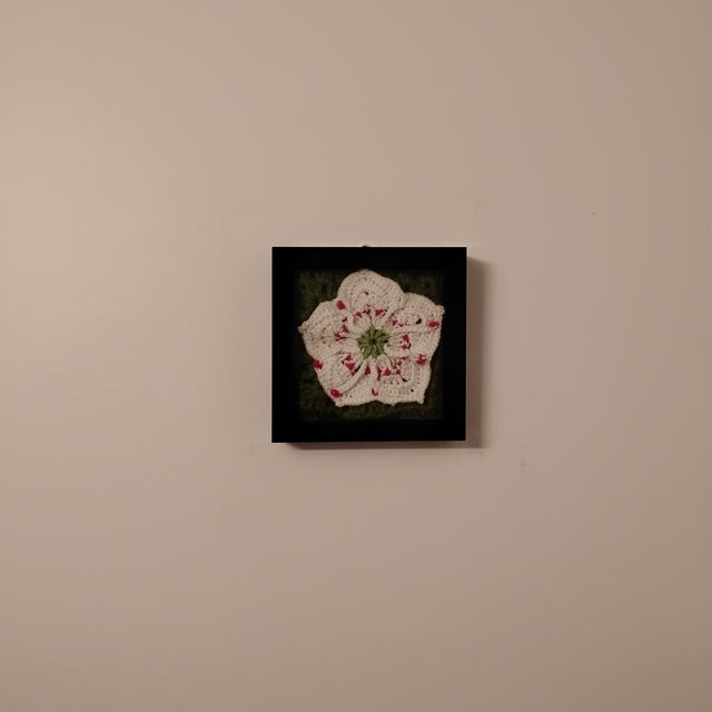 2020s Connecticut Mountain Laurel State Flower Fiber Art For Sale - Image 5 of 8