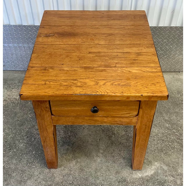 1990s Broyhill Attic Heirlooms Farmhouse Oak Side Table For Sale - Image 5 of 9