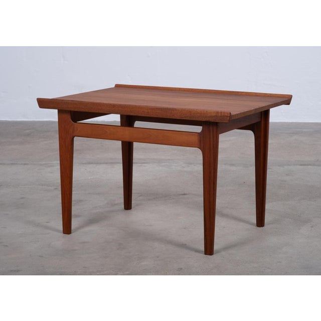 Teak Coffee or Side Table attributed to Finn Juhl for France & Daverkosen, Denmark, 1950s For Sale - Image 4 of 12