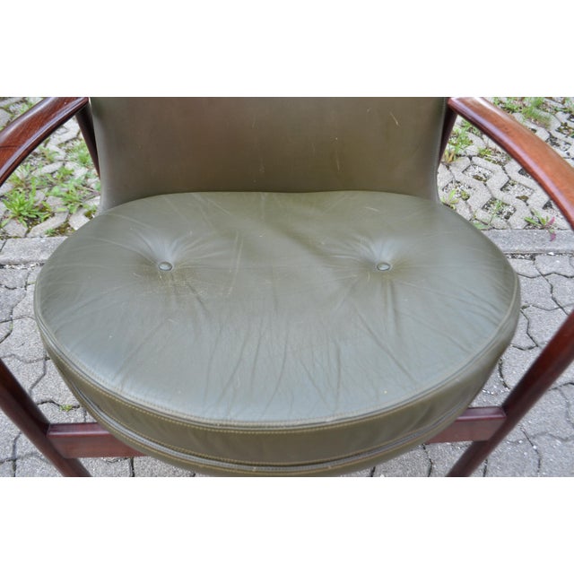 Olive Olive Leather Lounge Chair by Ib Kofod Larsen for Fröscher Sitform, 1976 For Sale - Image 8 of 18