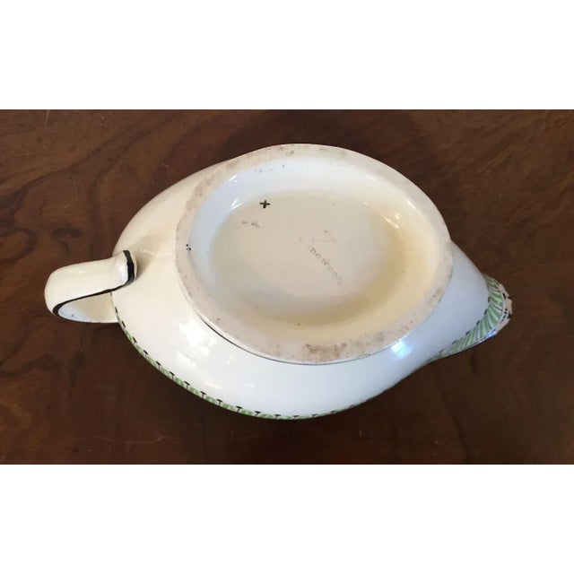 1790s English Wedgwood Sauce Gravy Boat, Etruscan Pattern For Sale - Image 10 of 11