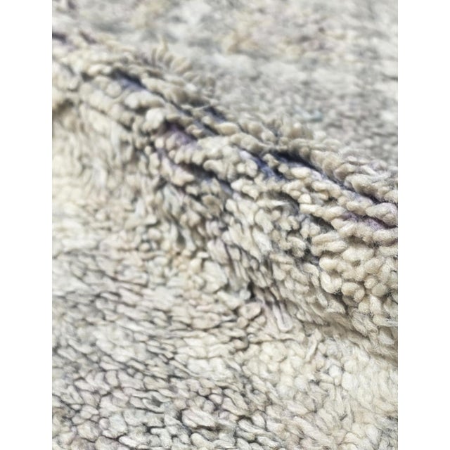 1980s 1980s Moroccan Minimalist Berber Rug - 8.9 X 5.5 Ft For Sale - Image 5 of 8