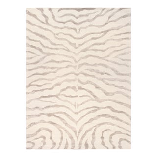 Edgy Hand-Tufted Ivory Area Rug- 5' 0'' X 8' 0'' For Sale
