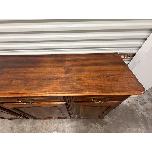 Antique Louis XV Style French Provincial Walnut Enfilade Buffet Cabinet For Sale - Image 13 of 17
