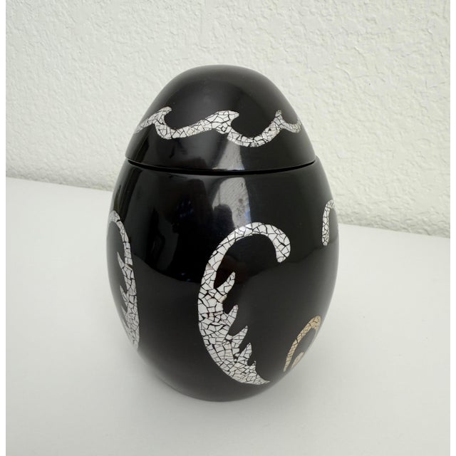 Contemporary Late 20th Century Art Deco Jean Dunand Style Eggshell Lacquer Egg Canister Box For Sale - Image 3 of 10