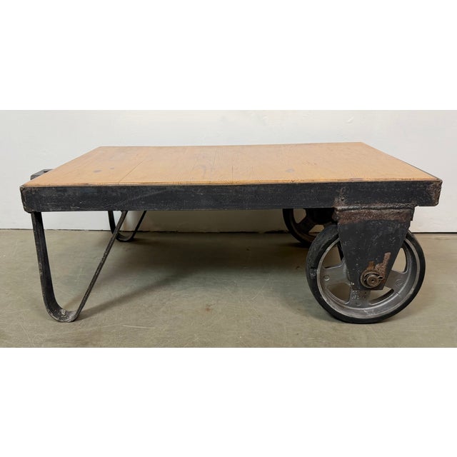 Industrial Black Coffee Table Cart, 1960s For Sale - Image 4 of 17