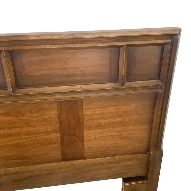 Mid-Century Modern Walnut Headboard, Full/Queen For Sale In Philadelphia - Image 6 of 12