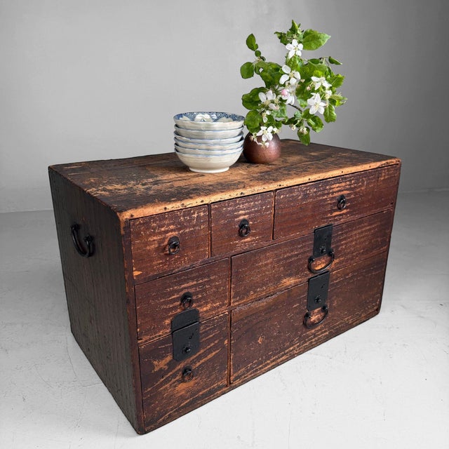 Black Low Japanese Kimono Tansu Chest of Drawers, 1890s For Sale - Image 8 of 15