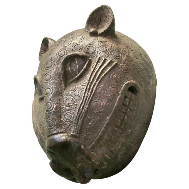 Large African Benin Bronze Leopard's Head, 1950 For Sale - Image 9 of 9
