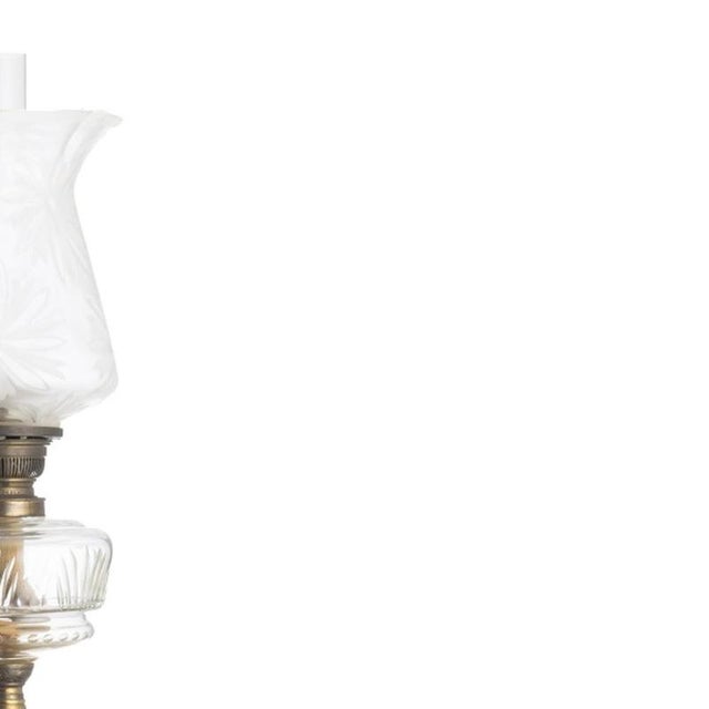 19th Century Oil Lamp in Bronze, Ceramic, and Glass For Sale - Image 4 of 6