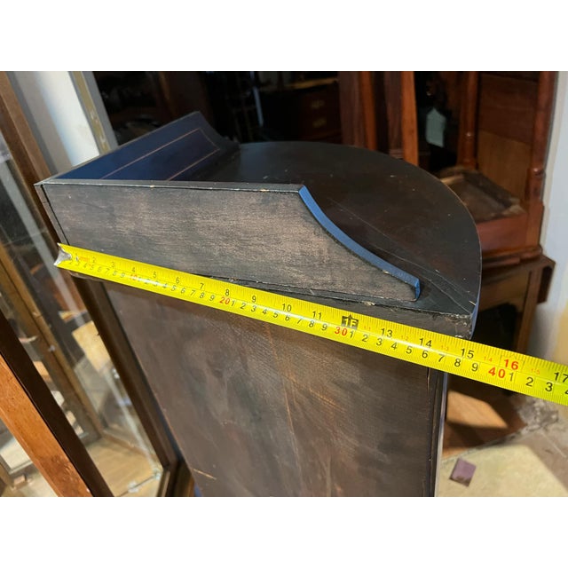 Antique Early 20th Century Edwardian Style Mahogany Inlaid Bow Front Corner Display Cabinet For Sale - Image 17 of 18