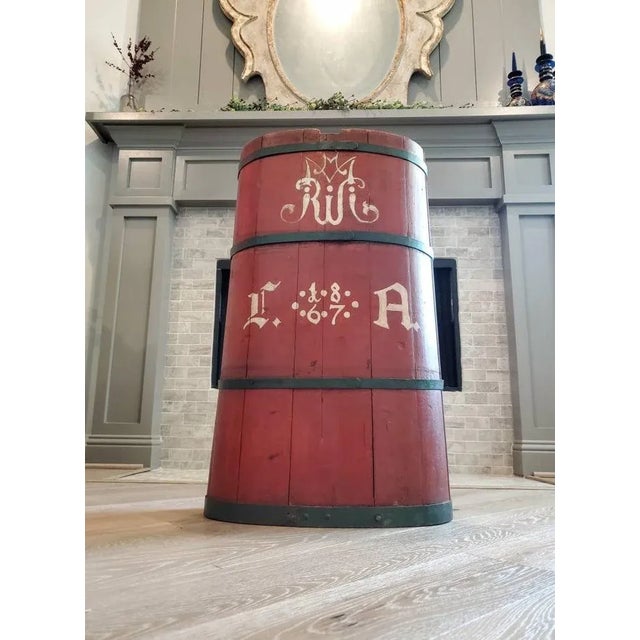 19th Century Large 19th C. French Vineyard Industrial Grape Picker Harvesting Hotte Hod Basket For Sale - Image 5 of 11