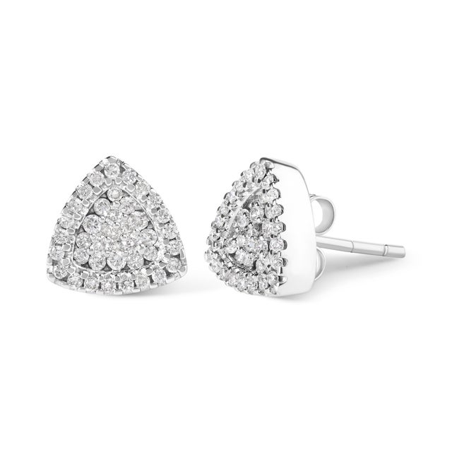 Let yourself be dazzled by these trillion shaped stud earrings. Made in 14k white gold, these earrings showcase 1/2 ct TDW...