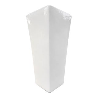 Vintage Pottery Barn Large Glossy White Geometric Ceramic Vase – Modern Minimalist Sculptural Vessel For Sale
