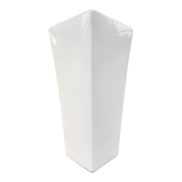 Vintage Pottery Barn Large Glossy White Geometric Ceramic Vase – Modern Minimalist Sculptural Vessel For Sale