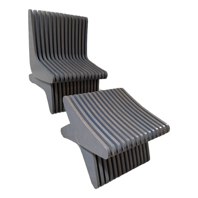 Postmodern Sculptural Slatted Lounge Chair and Matching Ottoman in Charcoal Gray, Circa 1990s For Sale