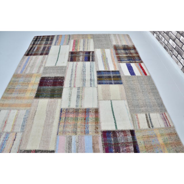 Vintage Neutral Oushak Kilim Rug For Sale - Image 9 of 10