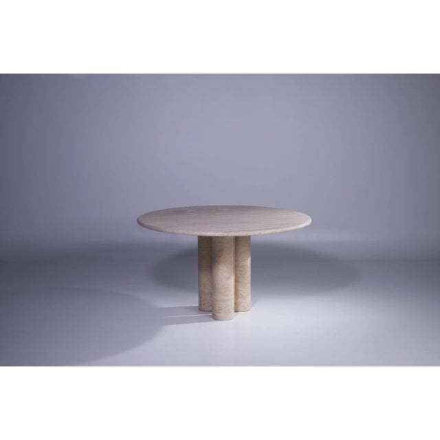 Il Colonnato Dining Table in Travertine by Mario Bellini for Cassina, 1970s For Sale - Image 9 of 9