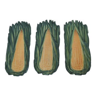 Vintage Corn on the Cob Plates Handpainted Ceramic Serving Plates Signed 6587 Made in Italy - Set of 3 For Sale