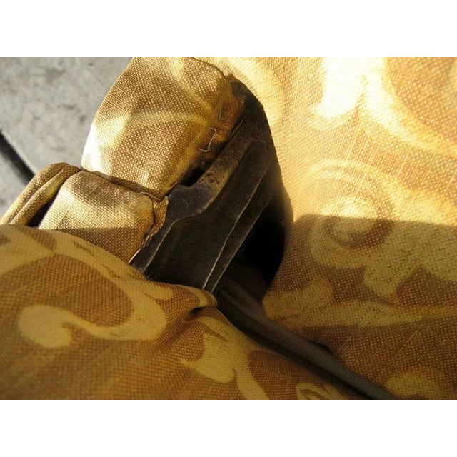 English English Cabriole Leg Chaise For Sale - Image 3 of 9