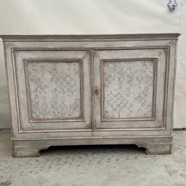 Great sideboard cabinet polychrome woood Great storage Beautiful patina