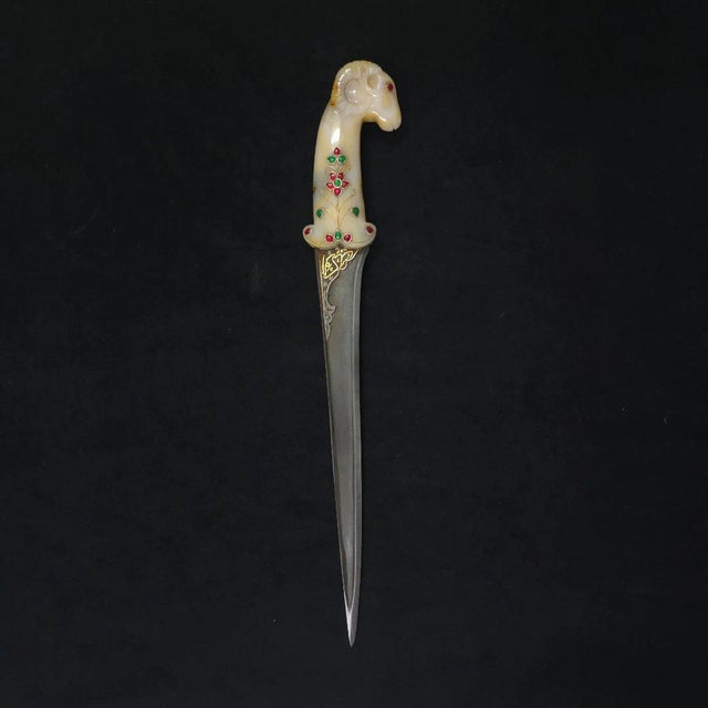 Khanjar dagger in agate with ram's head INDIA Mughal dynasty (1526-1857) For Sale