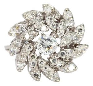 Flower Shaped 18k White Gold Diamond Ring - Size 5.75