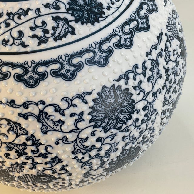 Vintage Home is pleased to present this Vintage Chinoiserie museum quality Japanese Porcelain Vase. The hand-painted vase...