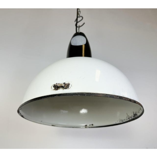 Plastic Soviet Industrial White Enamel Pendant Lamp, 1960s For Sale - Image 7 of 17