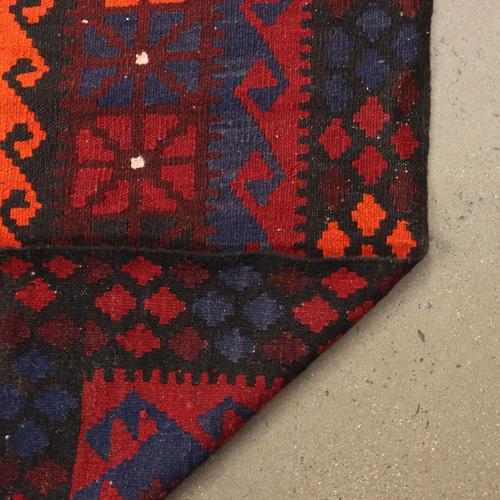 Textile Vintage Tappeto Kilim Rug For Sale - Image 7 of 11