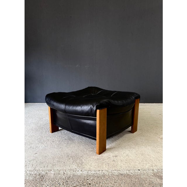 Postmodern Artona Ottoman in Leather by Afra & Tobia Scarpa for Maxalto, Italy, 1980s For Sale - Image 6 of 17