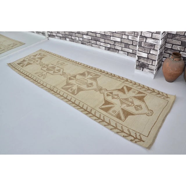 Vintage Turkish Rug, Japandi Style Neutral Geometric Runner For Sale - Image 9 of 10