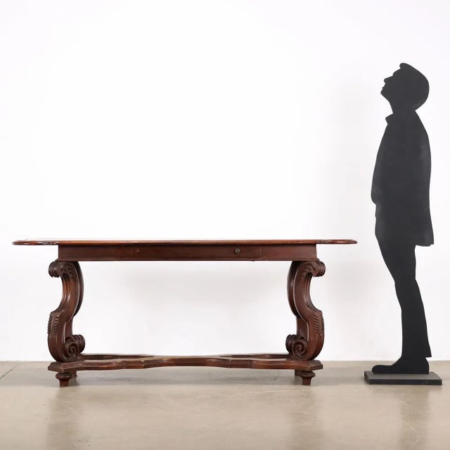 Style desk, made of poplar and walnut wood, drawer in the under-top band, crosspiece and moved legs. Italy, early 20th...