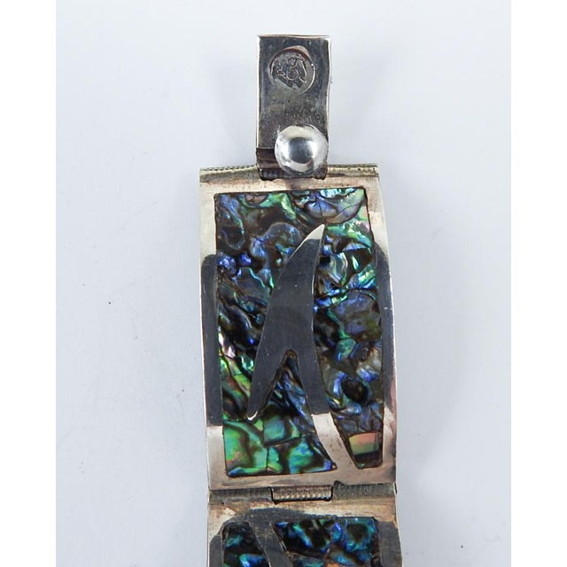 Mid-Century Modern Vintage Sterling Ablaone Inlay Bracelet Mexico For Sale - Image 3 of 8