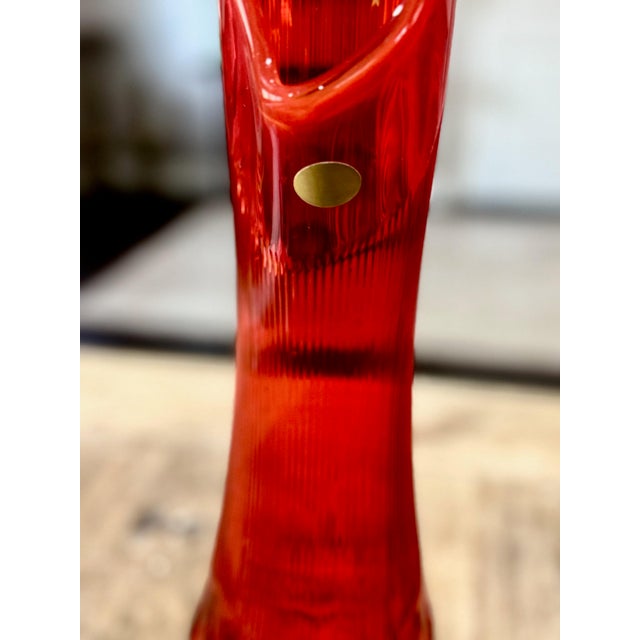 Mid-Century Modern Vintage Le Smith Amberina 3-Wheeler Diamond Ribbed Swung Vase - Mid Century Modern - 19.5"h For Sale - Image 3 of 10