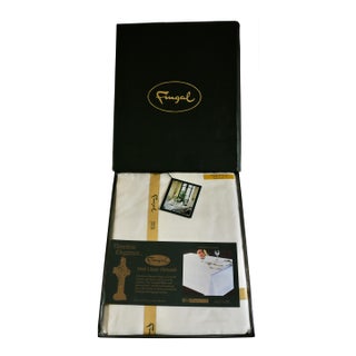 Fingal Damask Linen Oval Tablecloth in Chrysanthemum Pattern, Brand New - Made in Ireland For Sale