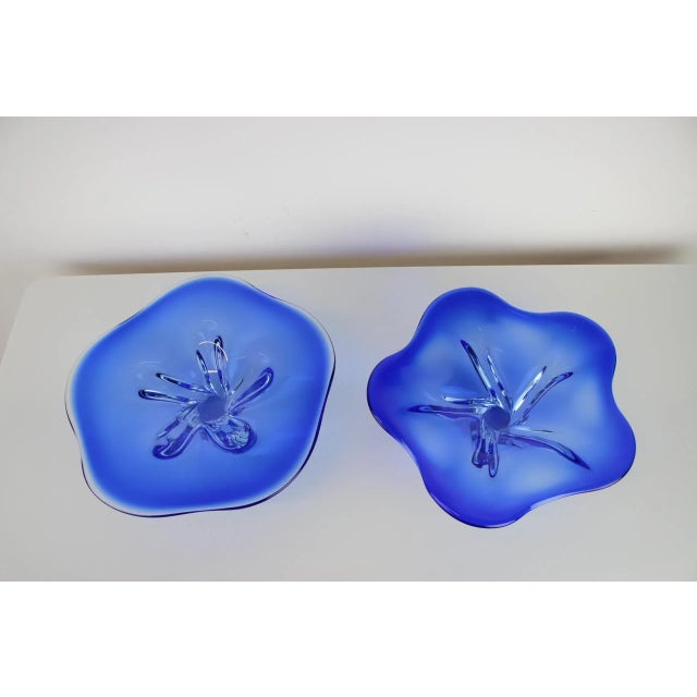 Art Glass Bowls attributed to Josef Hospodka for Chribska Glassworks, 1960s, Set of 2 For Sale - Image 4 of 8