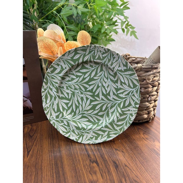 Ceramic Spodes Ceramic Dinner Plate With Floral and Botanical Patterns - Set of 4 For Sale - Image 7 of 8