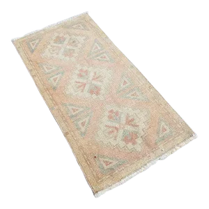 Oriental Vintage Wool Turkish Rug