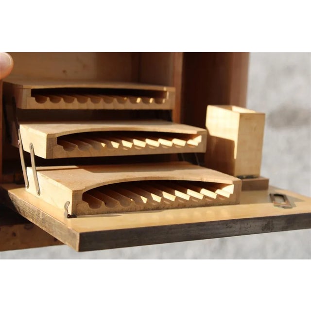 Art Deco Sorrento Box with Precious Wood Inlay, 1930s, in Very Good conditions. Designed 1920 to 1949